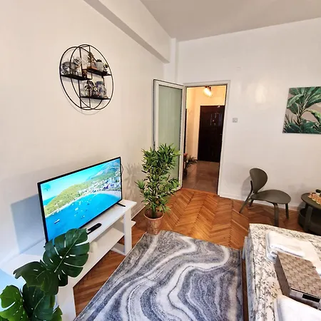 Warm Haven - Calea Victoriei - Free Minibar